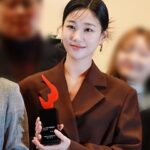 Ha Yoon-kyung Instagram - 🤎
