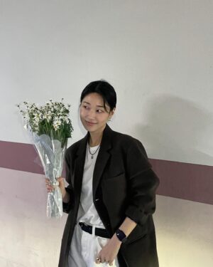 Ha Yoon-kyung Thumbnail - 114.8K Likes - Top Liked Instagram Posts and Photos