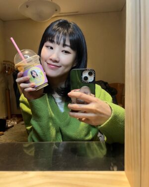 Ha Yoon-kyung Thumbnail - 104.7K Likes - Top Liked Instagram Posts and Photos