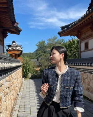 Ha Yoon-kyung Thumbnail - 95K Likes - Top Liked Instagram Posts and Photos