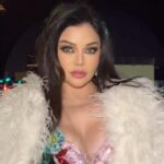 Haifa Wehbe Instagram - Happy Eid! 🤍 #haifawehbe #عيد_الفطر #هيفاء_وهبي #اكسبلور