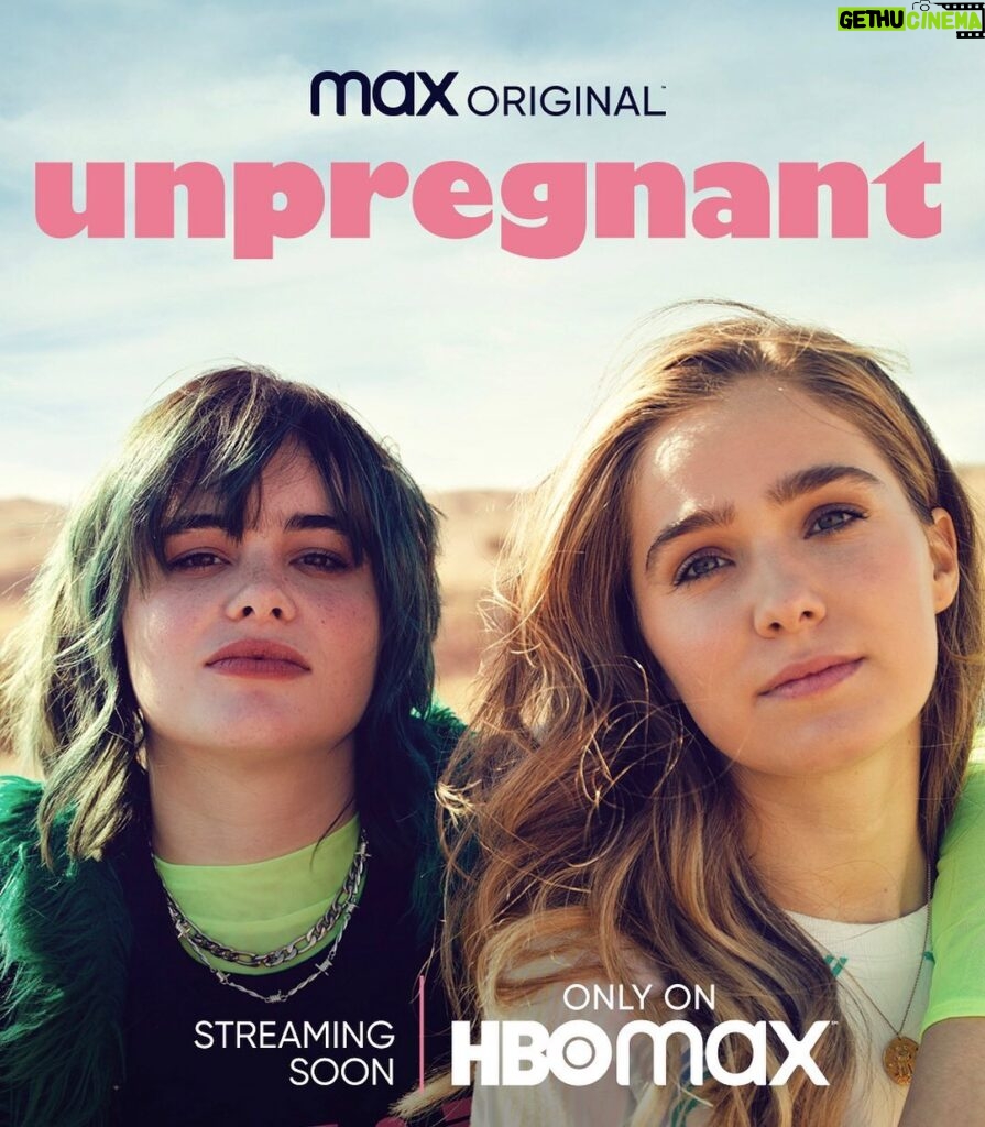 Haley Lu Richardson Instagram - I made a movie with my sister @barbieferreira :) Here’s a nice picture. You can watch the trailer Wednesday hehe
