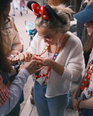 Haley Lu Richardson Instagram - 25 pictures cause I turned 25 (if you believe in age and numbers and stuff) 🐭 these photos make me very happy and were taken by koigran allgahn (aka @keeoone )