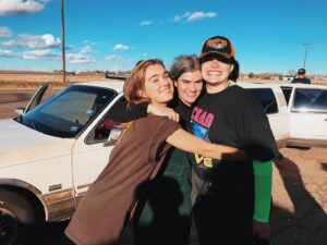 Haley Lu Richardson Instagram - I love hugs so much 🥺 and you can watch @unpregnantmovie tomorrow on @hbomax ! 🍇