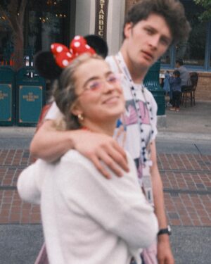 Haley Lu Richardson Instagram - 25 pictures cause I turned 25 (if you believe in age and numbers and stuff) 🐭 these photos make me very happy and were taken by koigran allgahn (aka @keeoone )