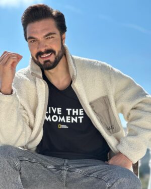 Halil İbrahim Ceyhan Instagram - Moment… ;) 🙌🏼

📸 ; @byserdarkeskin 
  @hairdresser__yusuf