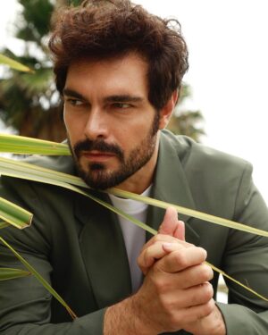 Halil İbrahim Ceyhan Instagram - Gardırop… 🙌🏼
@gardiropmagazin