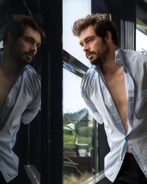 Halil İbrahim Ceyhan Instagram - Eylül kapağında Halil İbrahim Ceyhan’ın yer aldığı #GardıropMan sayımızdan birkaç kare ✨

@halilibrahimceyhn @gardiropmagazin #gardiropmagazin 
 
#halilibrahimceyhan
Yayınlar Direktörü: @gulay_ozdemir 
Genel Yayın Yönetmeni: @caglakucukdereli 
Fotoğraflar: @brnct_
Video: @cemcat
Styling: @sedassolmaz 
Saç: @atakangelisli
Makyaj: @denizmustu
Kurumsal İletişim: @mine.gunduz
Marka İletişimi: @yoncayalki
Mekan: @radissonbluottomare
Teşekkürler @oznurkulamenajerlik