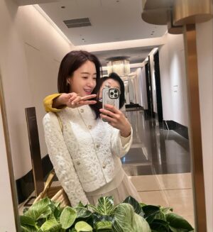 Ham Eun-jeong Thumbnail - 6.6K Likes - Top Liked Instagram Posts and Photos