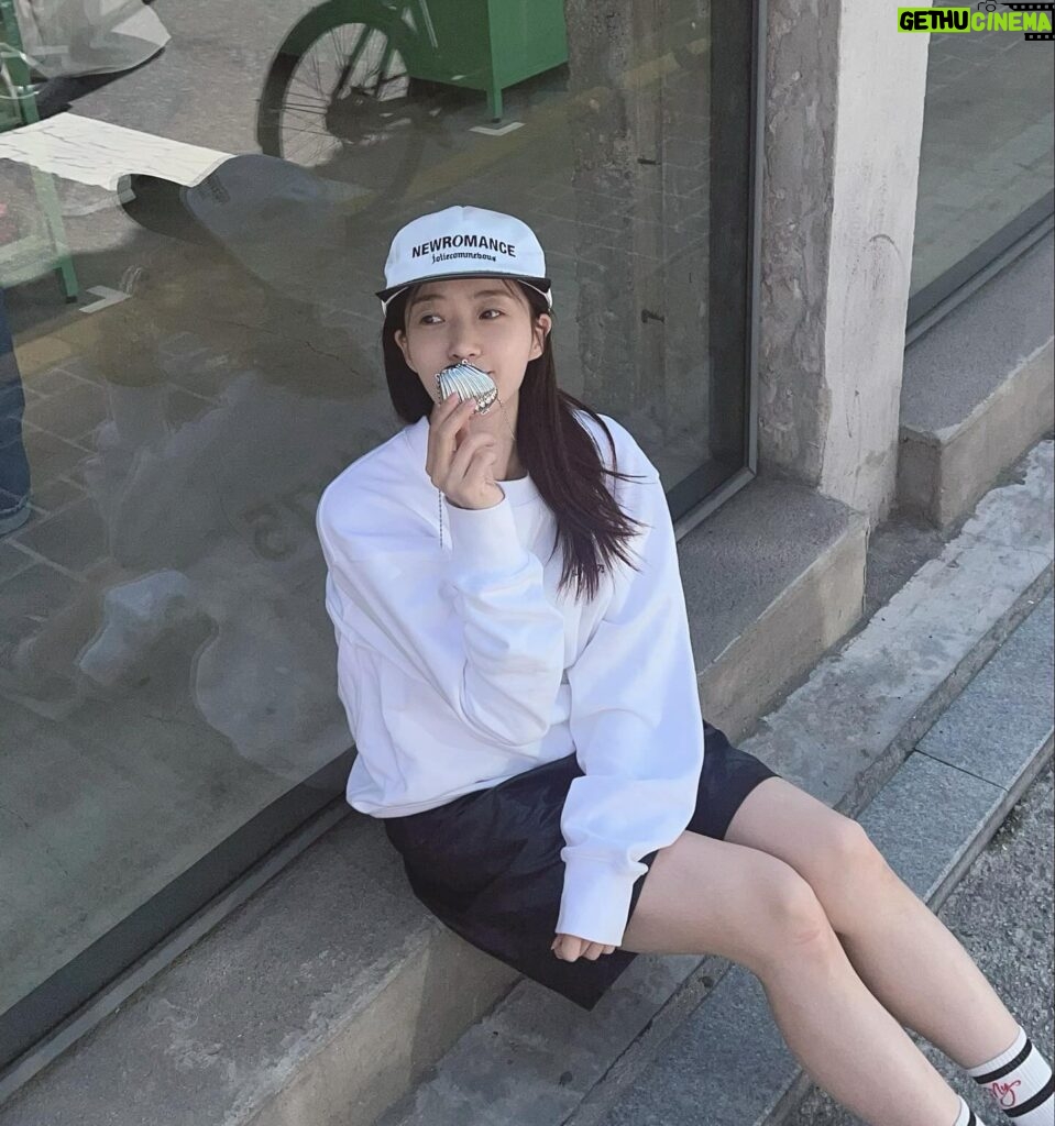 Ham Eun-jeong Instagram - 🦦