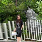 Han Seon-hwa Instagram - 1. 퇴근길 2. 탑골공원 진풍경 속 3. 한강좋아🤍🤍🤍 4. 🏌️‍♀️⛳️ 5. 소울푸드필동!또먹고싶🤤 6. 베르나르 뷔페. 감동 7. 제철음식🦀 8. 내싸랑꼼빠니아입고내싸랑퍼블릭비컨쓰고☀️💃 9. 행복했던숨이의미리생파또스승의날🤍 10.약수어느골목백반꿀주말🍯