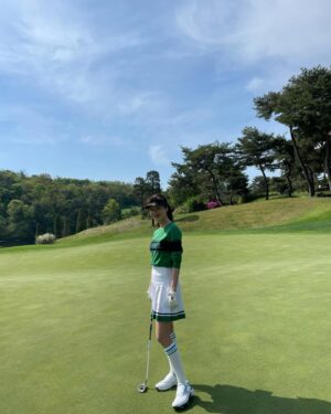 Han Seon-hwa Thumbnail - 6.4K Likes - Most Liked Instagram Photos