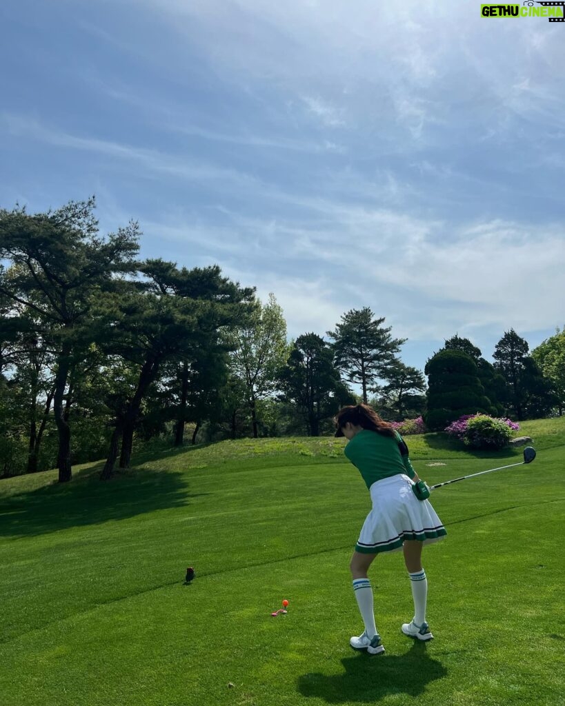 Han Seon-hwa Instagram - #지난⛳️🏌️‍♀️🌿🌞 푸릇한모금