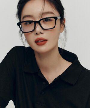 Han Seon-hwa Thumbnail - 7.5K Likes - Most Liked Instagram Photos