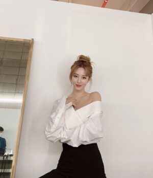 Han Ye-seul Instagram - 🍰🍬🍧🍦