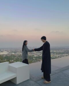 Han Ye-seul Instagram - 꺄아아아아 저희 오늘 혼인신고했어요!! 🤩💕💕 사실 5월 5일 어린이날에 하고 싶었으나 공휴일이라;; 봄을 좋아하는 저이기에 5월의 신부가 되고 싶었나봐요 🥰 다행히 7도 제가 좋아하는 숫자라 모든게 완벽하게 맞아 떨어진듯해서 그저 행복 😍 사랑하는 사람과 결혼하는데 날짜가 뭐가 중요하며 계절이 뭐가 중요할까 싶은데도 이런 소소한 결정조차도 설레이고 행복하다면 그게 사는 맛 아닐까 싶어요. 요즘 너무 사는 맛이 나서 행복한 저희가 하나가 되어 살아갈 앞으로의 날들이 너무 기대되고 설레이고 감사하네요. 이 여정을 함께 나눌수 있어 기쁘고, 축복속에 감사하며 살아갈수 있어 가슴 벅찬 나날들이 될것 같아요. 감사합니다 ☺️🤍 We just finished marriage registration!! 🤩💕💕 Although we didn’t have any ceremony or even a party, but who cares? We love each other, can’t wait to start another day as husband and wife, and we both are not the ceremonial type! 🤣 (Thank God!) (But maybe in the future, if we happen to change our mind 😆) But I can tell you, it was HELLA FUN being married with no hustle and bustle! 😍 Anyways, thank you for ALL your blessings and in return, I will happily live the heck out my life!! 🤩🫶💕💕