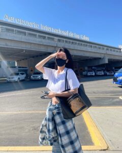 Han Ye-seul Instagram - ᴸᴵᵛᴱ ᴵᴺ ᵀᴴᴱ ˢᵁᴺˢᴴᴵᴺᴱ ˢᵂᴵᴹ ᴵᴺ ᵀᴴᴱ ˢᴱᴬ ᴰᴿᴵᴺᴷ ᵀᴴᴱ ᵂᴵᴸᴰ ᴬᴵᴿ (밀린 사진 올려요 ^^)