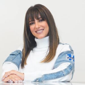 Hanan Motawie Instagram - كلما تقدمنا في العمر ضعف البصر.. وإتضحت الصوره 🌹