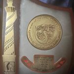 Hanan Motawie Instagram - تكريمي من مهرجان الاسكندريه امس يعتبر من اهم تكريمات بالنسبه لي،شكرا للمهرجان الغالي وشكرا للامير اباظه رئيس المهرجان ويارب دائما عند حسن ظنكوا🙏🏻❤️. Styled by @ihabeladly Dress by @nourfathallah Jewelry @bijoux.jewelry.eg Mua @monaesmailmakeup Hairstyle @mostfadahab