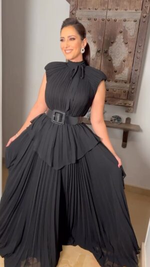 Hanan Motawie Instagram - Styled by @ihabeladly 
Dress by @fouadsarkisofficial 
Jewelry @bijoux.jewelry.eg 
Mua @monaesmailmakeup 
Hairstyle @mahmoud_hair_stylist