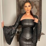 Hanan Motawie Instagram - شكرا دير جيست وشكرا ل مسلسل وجوه لمنحي كل هذه المتعه اثناء التصوير وكل هذا التقدير بعد عرضه،عقبال القادم يا رب🙏🏻🌺❤️