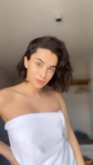 Hande Doğandemir Instagram - celebrate! ⭐️✨