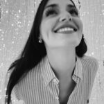 Hande Erçel Instagram - 💭💭💭💭💭💭