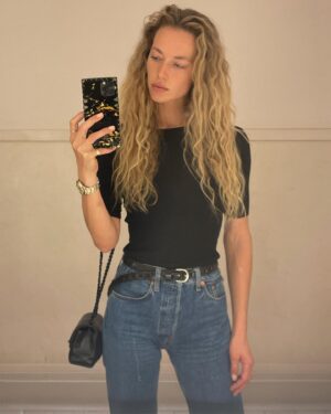 Hannah Ferguson Instagram - ♠️🖤