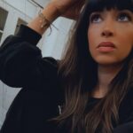 Hannah Simone Instagram - GAME FACE. * *games: love island/ love island/ love island/ love island/ also love island