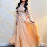 Harshdeep Kaur Instagram - Style-file from London✨ Stylist: @styledbysujata Intern: @_jyoti_808, @_shivanya.m_ Outfit: @designerkavitaagarwal Jewellery: @aquamarine_jewellery Hair : @stefanbertin MUA : #EmmaLovell #HarshdeepKaur #London #FashionDiaries