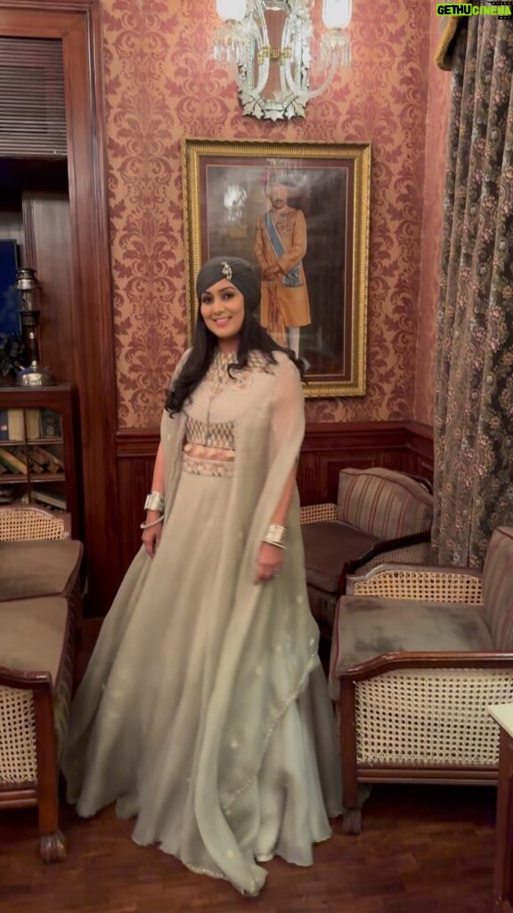 Harshdeep Kaur Instagram - Welcome to my Queen-dom 👸🏻 🎵 #QueenVibesOnly #HarshdeepKaur #Jannat #HarshdeepKaurLive #Sufikisultana #queenvibes