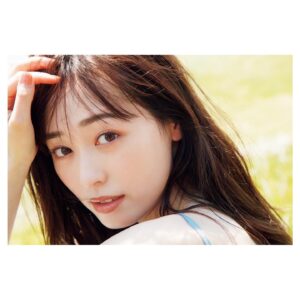 Haruka Fukuhara Instagram - .
この度、#フォトブック
#gift を発売させて頂くことになりました☺︎
朝ドラ#舞いあがれ！の撮影が始まった頃、そして終わる頃の私を収めて頂きました。
撮影を経て感じたことや、変化したこと、舞台裏など、たくさん話させて頂いています。
私の大好きなスタッフの皆さんと一つ一つ大切に作った一冊。
今の私がたくさん詰まっていますので、是非多くの方に見て頂けたら嬉しいです！
4月19日発売。
そして、
4月23日に発売記念イベントが行われます！
皆さんにお会いできるのを楽しみにしています✨