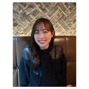 Haruka Fukuhara Instagram - .
最近涼しくなってきて快適だ〜☺︎
tops→ #sacai
accessory→ #TEN. #DIOR