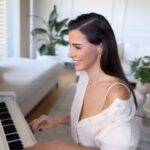 Hatice Şendil Instagram - Sabah kahvesinde buluşalım☕️