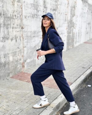 Hatice Şendil Instagram - Haftasonu takılanlar burda mı?