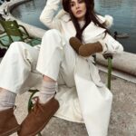 Hatice Şendil Instagram - Kimler kar yağsın diye bekledi🌲