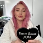 Hayden Panettiere Instagram - Pink hair don’t care! #photoshoot #pinkhair #glamteam