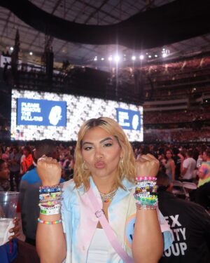 Hayley Kiyoko Instagram - I had the time of my life trading bracelets with you 🥰