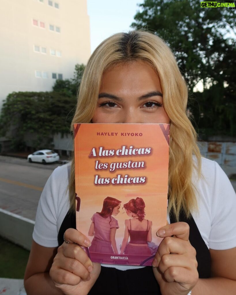 Hayley Kiyoko Instagram - I am overwhelmed with emotion. This weekend I went to Guadalajara for the first time to celebrate the Spanish release of my book ‘A Las Chicas Les Gustan Las Chicas’ having no idea what to expect. The trip started off at @filguadalajara a book festival with a sold out presentation of 800 people and a signing with almost 500 of you. Then we visited @prepa_22 where I was surprised with this massive mural made by the students. We laughed, we cried. I was met with such beauty, kindness, vulnerability and bravery from so many fans. When some of you had shared that you watched GLG the music video for the first time at 8 years old, my mind was blown. To finally meet you 8 years later, now 16 years old reading the GLG novel…I can’t begin to tell you what it means to me. Being a part of your journey has inspired me to never give up. Ever. This world can be so dark and discouraging, but there is so much light in this world. Every single one of you shine so bright and make me feel so hopeful for our future. Thank you for this boost of encouragement. My dream is to be able to tour Mexico one day and I can’t wait to see you again. I thought I was going to Guadalajara but I was quickly corrected by all of you that it is actually GAYDALAJARA 🌈🇲🇽😘 Te quiero mucho