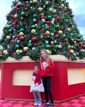 Haylie Duff Instagram - The most wonderful time of the year! 🎄