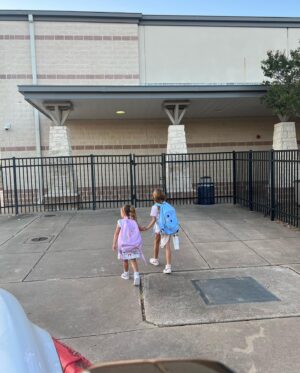 Haylie Duff Instagram - And there they go! We officially have a kinder & 3rd grader! ✨💙🦅 #BackToSchool