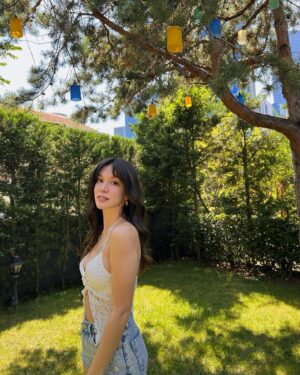Hazal Subaşı Instagram - ☀️🫠