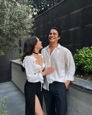 Hazal Subaşı Instagram - izlemegünündeenn🥂🥂