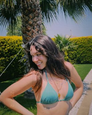 Hazal Subaşı Instagram - artıkbenimdetatilfotoğrafıkoymamgerek