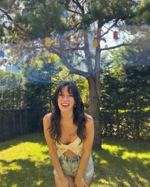 Hazal Subaşı Instagram - ☀️🫠