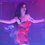 Hazar Ergüçlü Instagram - Dilber💃🏻 #HazarErgüçlü Yılmaz Erdoğan’dan #İnciTaneleri yakında @kanald’de. @yilmaz.erdogan @hazarerguclu @bkmonline