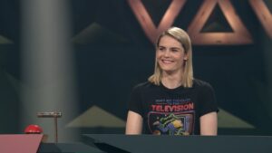 Hazel Brugger Instagram - Heute Abend um 20.15 Uhr gehts los auf @prosieben - ich hab es geschafft und letzte Woche Matthias Schweighöfer die Show gestohlen. Jetzt darf ich das WSMDS Staffelfinale moderieren 😎 Und das in der Prime Time, oh yeah Ich sag es mal so: Die Show wird wirklich sehr krass. Sehr krass gut (für Leute, die einen guten Geschmack haben).
Also schmeißt euer Käsefondue an, packt die Nasenflöte aus und hockt euch mit der WG und Familie und dem Paketboten auf die Couch ❤️