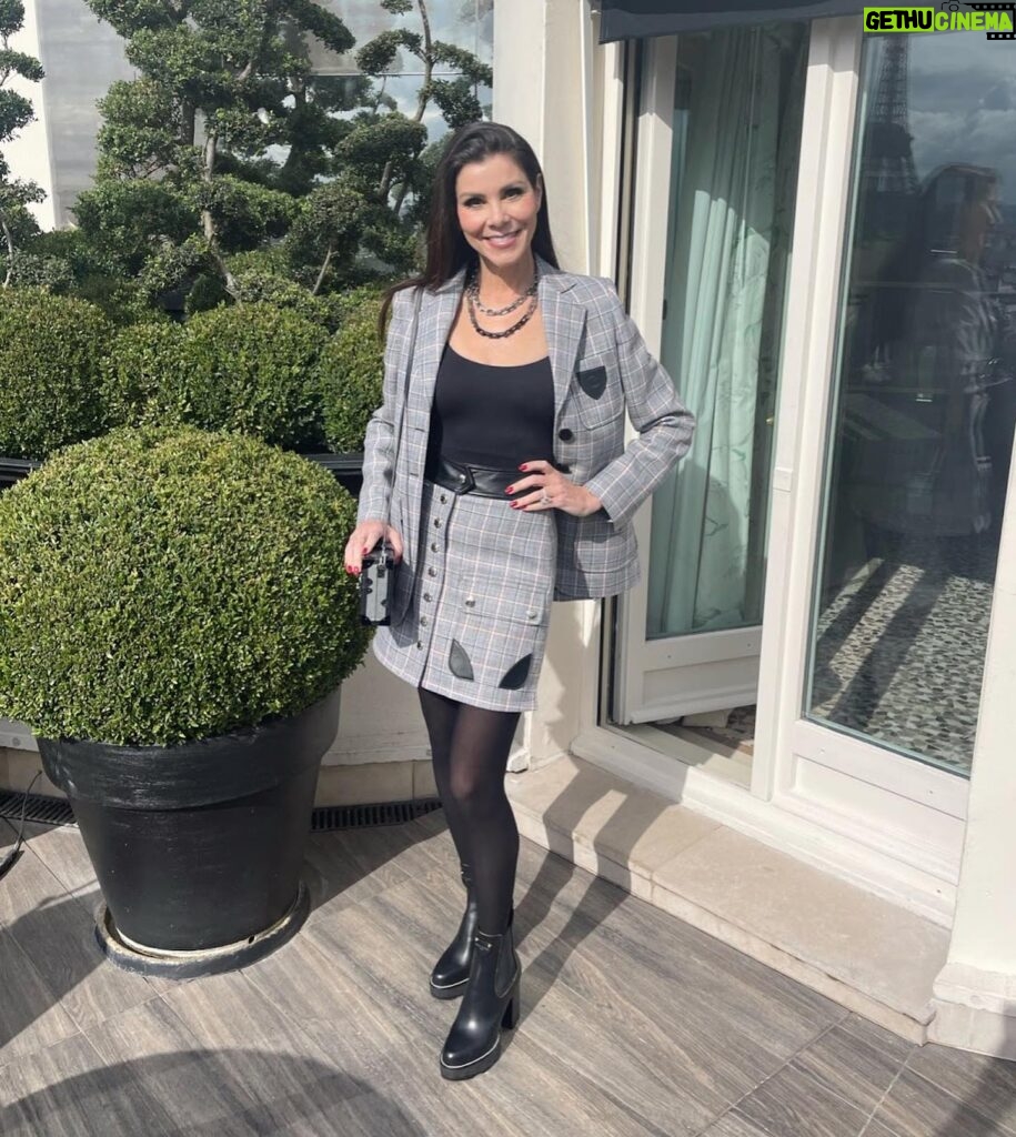 Heather Dubrow Instagram - I know it’s been an extremely heavy week 💔 So, to take a little break from the news, I’m here to bring you a small, feel-good distraction … fashion! I had so much FUN putting together the looks for my epic Paris trip - from dinner night one at @gigi_restaurant to the @louisvuitton fashion show and beyond (full recap on my podcast) ! Which look is your favorite? Which would you wear ? 1, 2, 3, 4, 5, or 6? **Special thank you to Christopher, Micki and my friends at Louis Vuitton for hosting me !