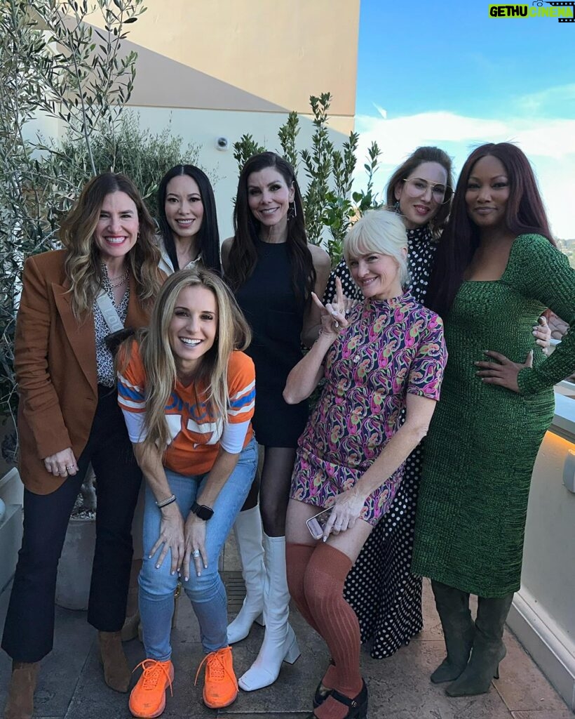 Heather Dubrow Instagram - CHEERS to creating new friendships & cherishing old ones ❤ Connection is so important to me and spending time with people I adore and respect sparks so much JOY. This fun lunch was a great reminder to surround yourself with people who support you, create friendships with people who make you laugh a little more, push you a little harder, and who make you a better person (and vice versa !). If you need a “friendly” reminder about the type of people you want in your life, swipe to the last slide ❤