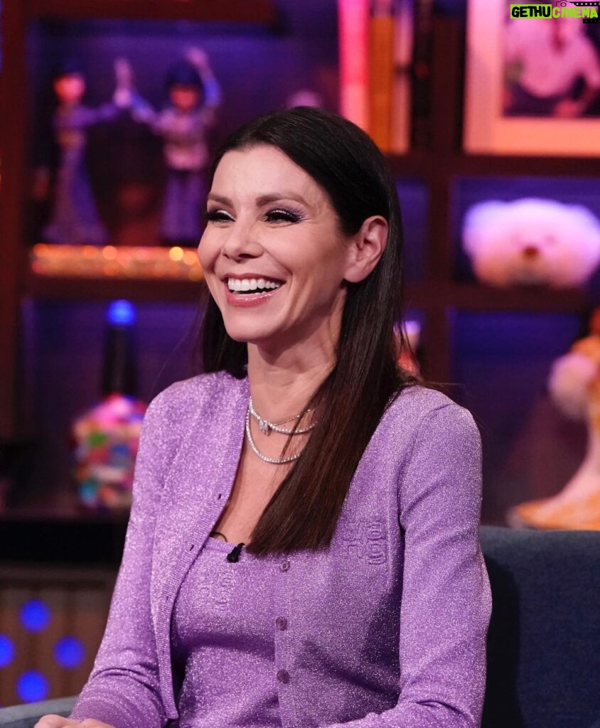 Heather Dubrow Instagram - Not pictured: My pre-show 2 block rainy walk in stilettos & the last minute grey hair that had to be emergently covered up 👵🏻( Saved by @juliusmichael1)!!! @bravowwhl with @jennymccarthy and @bravoandy was so FUN! Wish I could say the same about the finale…🤷🏻‍♀️ Gina’s party was epic - would’ve loved to enjoy it more but what were YOUR thoughts?? What’d you think of the theme and everything that happened? I’ll be answering questions tonight LIVE on Nightcap at 6PM PST ! Join us then or share your thoughts about the finale in the comments below!!